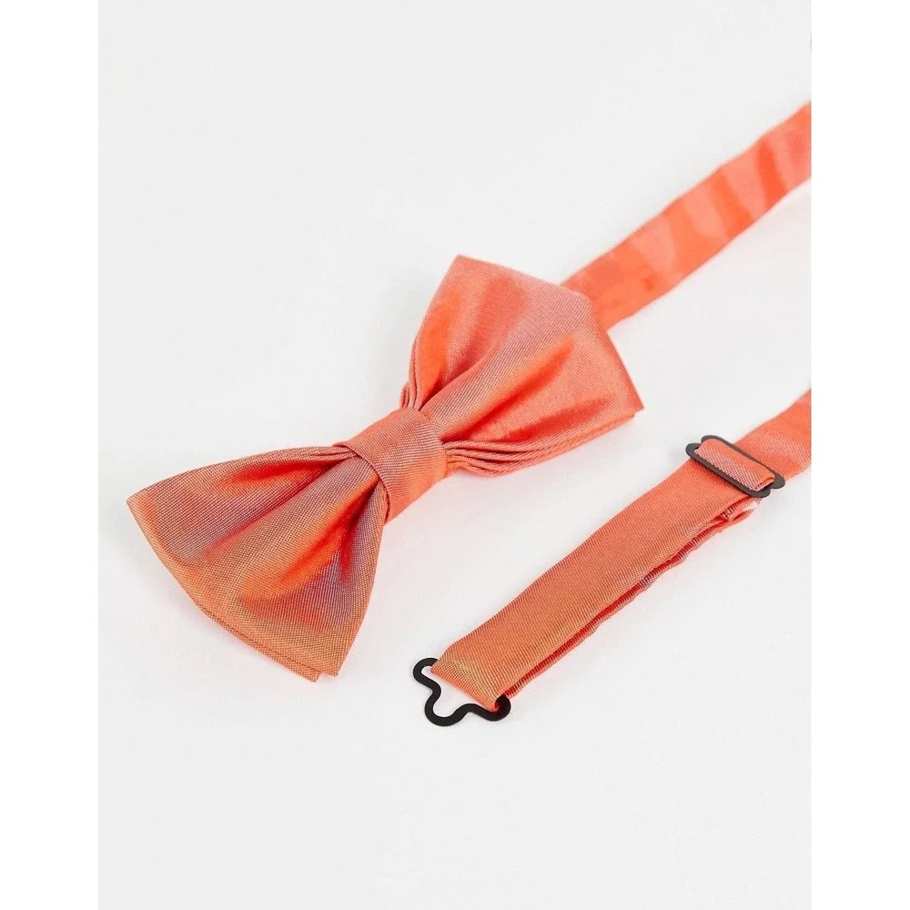 Devil's Advocate Pocket Square and Bow Tie Set New in Box in Orange MSRP $66